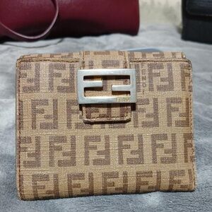 Fendi short wallet